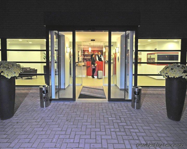 Dc Hotel Charleroi Airport Екстер'єр фото